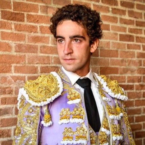 Entradas toros Víctor Hernández