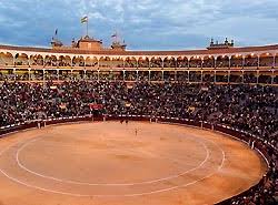 Inicio de San Isidro y carteles en Valencia, Sevilla, Valladolid y Jerez