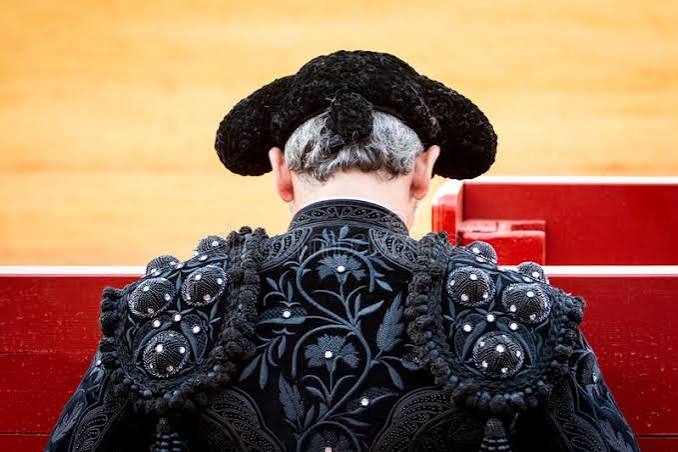 Thursday's bullfight in Bilbao is getting closer and closer to a 'No tickets available' sign.